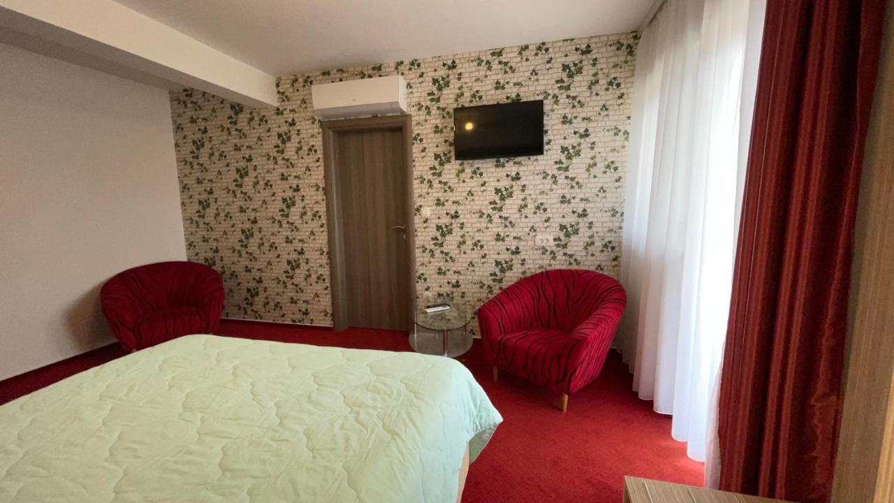 Hotel Ivona Medjugorje Exterior photo