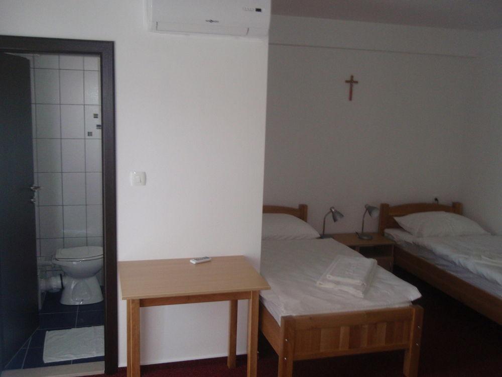 Hotel Ivona Medjugorje Exterior photo